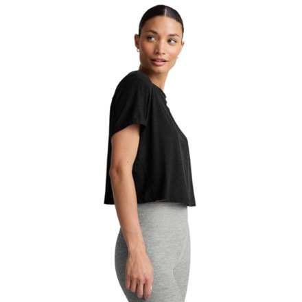 Beyond Yoga Featherweight Supreme Crop T-Shirt - Women's 2