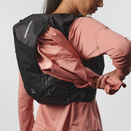 Salomon Active Skin 12 Hydration Vest - Women's 8