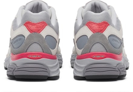 Saucony ProGrid Omni 9 Shoes 3