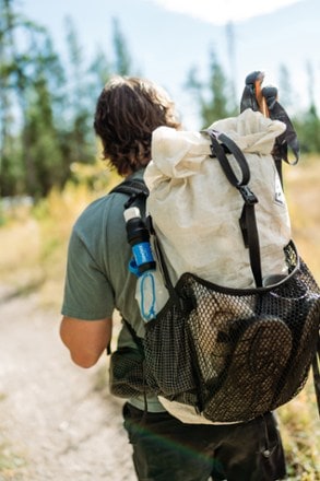 Location Image for Squeeze Water Filtration System with Cnoc Premium 1-Liter Bottle