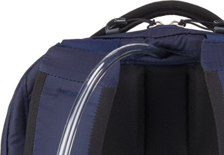 The North Face Borealis Pack Hydration port & tube routing