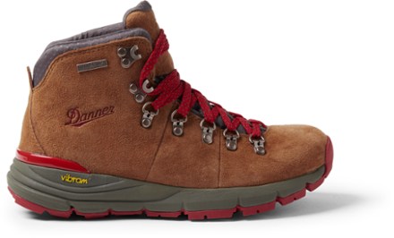 light weight hiking boots for women