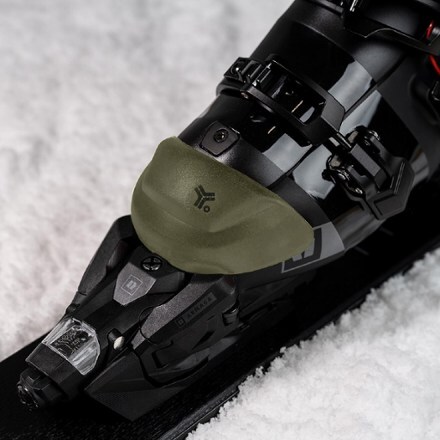 Location Image of color Olive