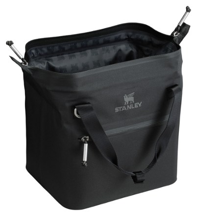 The All Day Julienne Mini Cooler - 10 Cans/7.4 Qts.