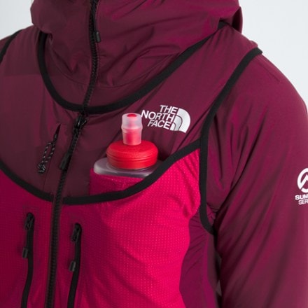 The North Face Summit AMK Insulated Vest - Women's Water bottle not included