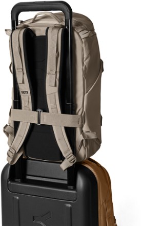 YETI Ranchero Pack - 22 L 9