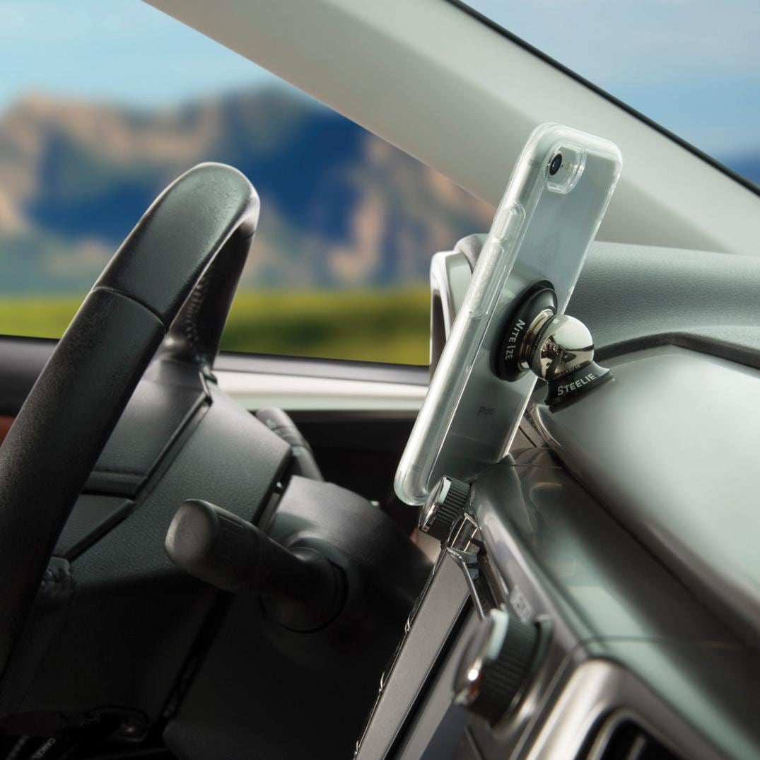 Location Image for Steelie Orbiter Dash Mount Kit