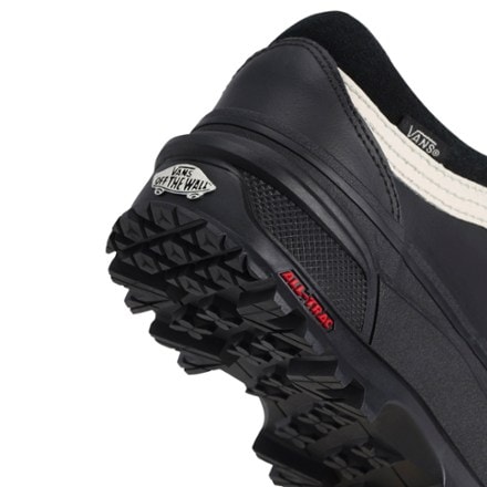 Vans Standard Low Shoes - Women's 5