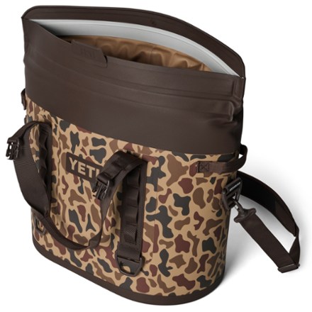 YETI Hopper M30 2.0 Soft Cooler 5