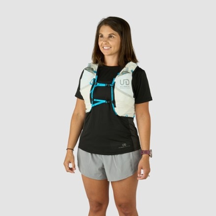 Ultimate Direction Ultra Hydration Vest 12 L 6