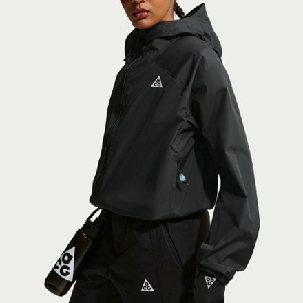 Nike ACG Phantazma Rain Jacket - Women's 3