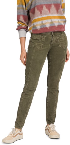 On Body Image of color Cargo Green