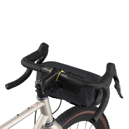Apidura Expedition Handlebar Pack 3