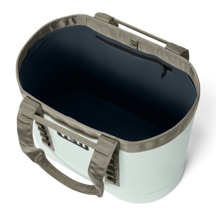 YETI Camino 50 Carryall 3