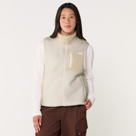 The North Face Yumiori Vest - Women's 1
