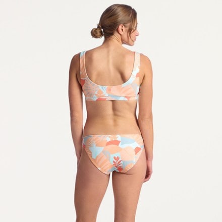 Free Fly Wavebound Scoop Bikini Swimsuit Top - Women's Bottoms not included