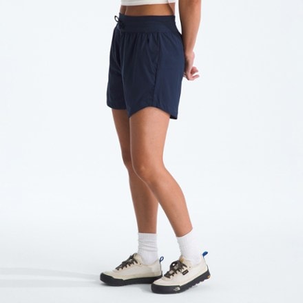 The North Face Aphrodite Arise 5" Shorts - Women's 3