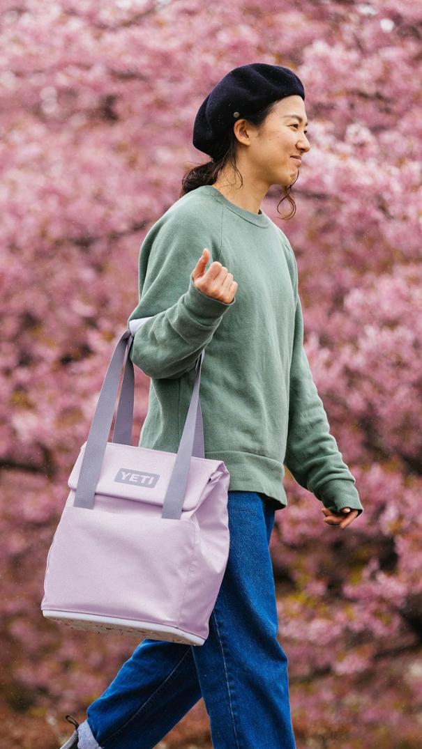 Location Image for Daytrip 14 L Tote Bag