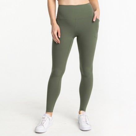 Free Fly All Day 7/8 Pocket Leggings - Women's 0