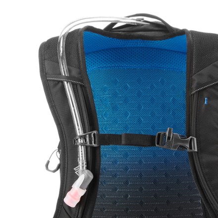 Gregory Kiro 24 Pack Hydration port & tube routing