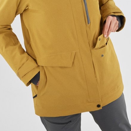 Salomon Stance Cargo Insulated Jacket - Women's 5