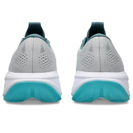 ASICS GEL-Cumulus 28 Road-Running Shoes - Men's 3