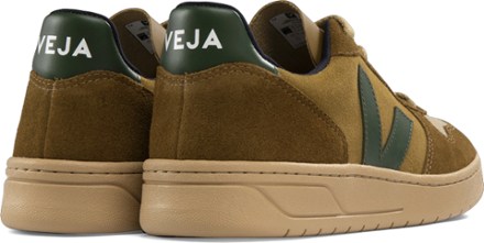 VEJA V-10 Suede Shoes - Men's 2