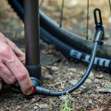 Blackburn Mammoth Flip Mini-Pump 4