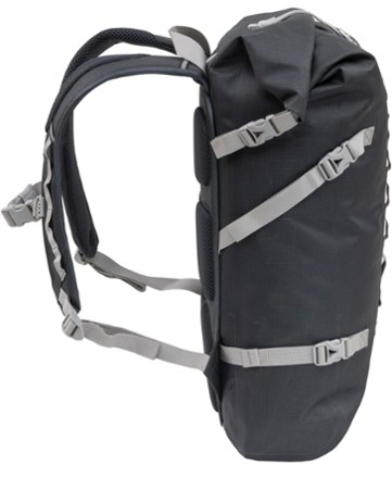 ALPS Mountaineering Stonewall 20 Pack 3