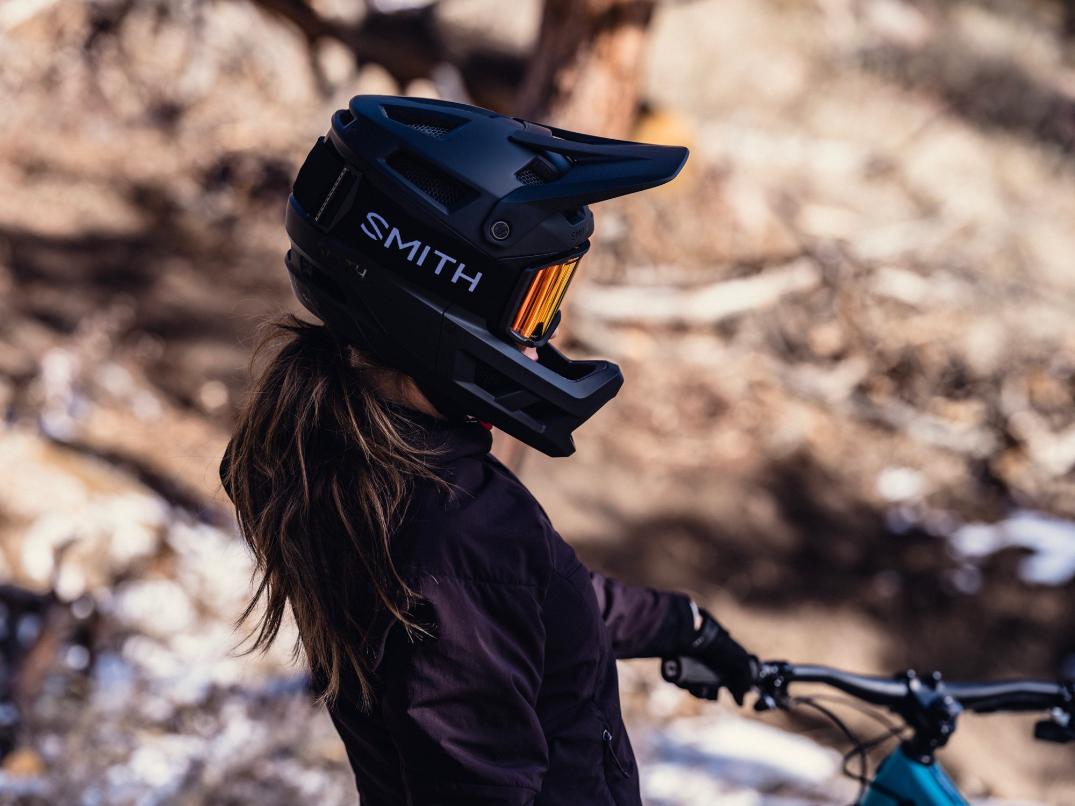 Location Image for Mainline MIPS Bike Helmet