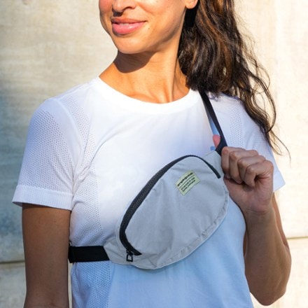 Amphipod R3 Express Convertible Pack 1