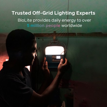 BioLite SolarHome 620+ Lights, Charger and Radio 10