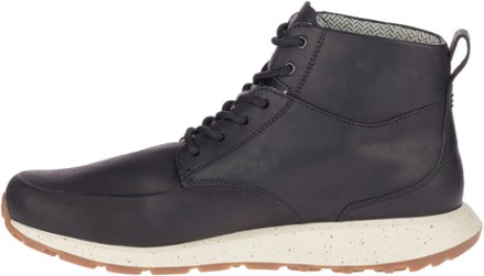 ashford classic chukka boot by merrell