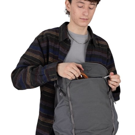 Osprey Axis Earth Pack 24 4