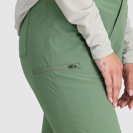 Outdoor Research Ferrosi Capri Pants - Women's 7