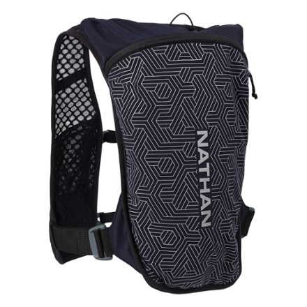 Nathan HyperNight QuickStart 3.0 4 L Hydration Vest 1