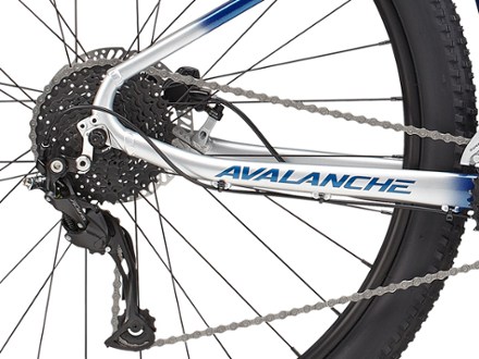 GT 27.5 Avalanche Sport Mountain Bike - 2021 3