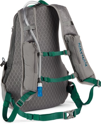Nathan Crossover 10 L Hydration Vest 1