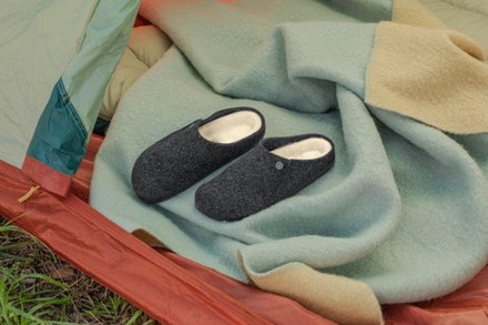 Location Image for Zermatt Slippers - Men's