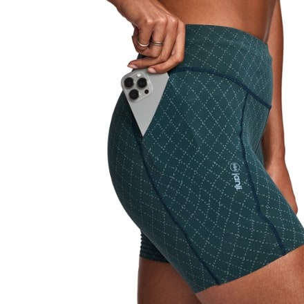 Janji Pace 5" Shorts - Women's 5