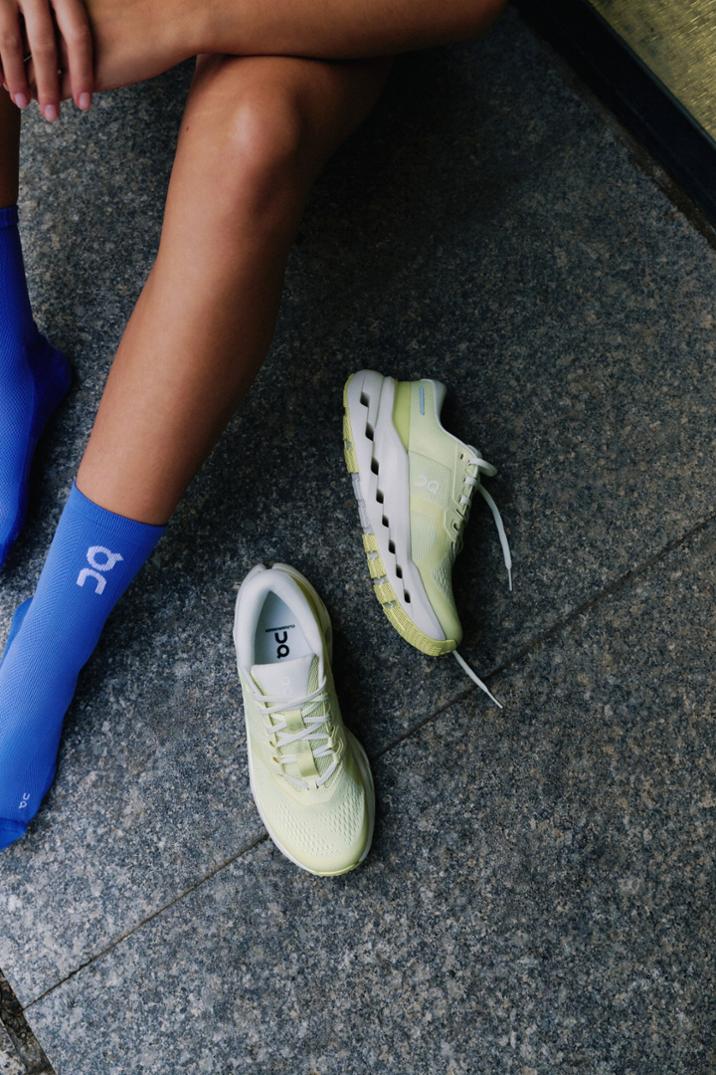 Location Image for Cloudrunner 3 Road-Running Shoes - Women's