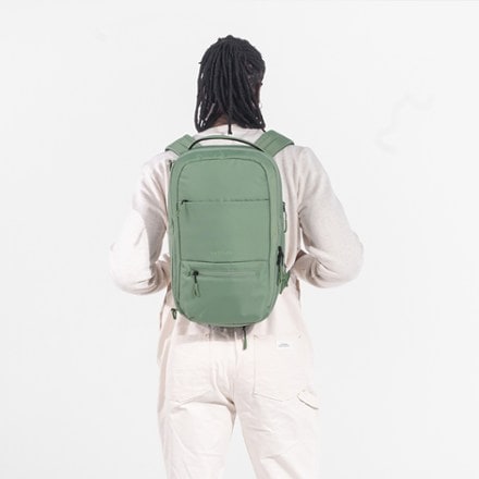 Sherpani Camden Pro Ultimate Commuter Pack 7
