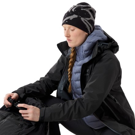 Arc'teryx Cerium Down Hoody - Women's 7