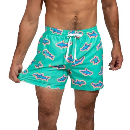 Chubbies Stretch 5.5" Swim Trunks - Men's 3