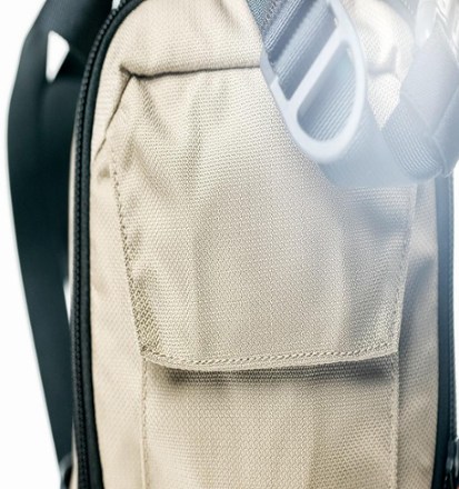 MYSTERY RANCH District 2 Shoulder Bag 5
