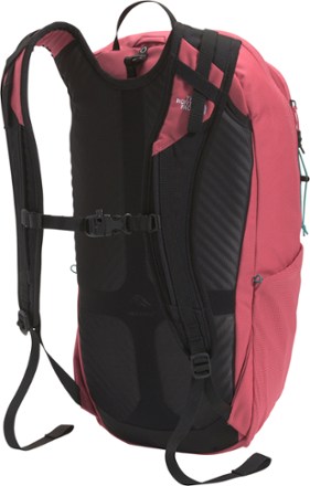 The North Face Basin 18 Pack 1
