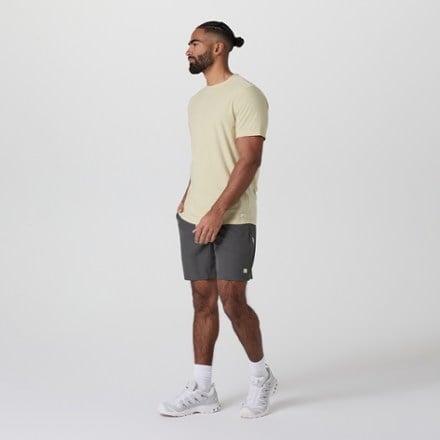 Vuori Banks Session Unlined 7" Shorts - Men's 2