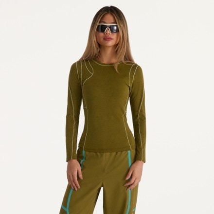 SENIQ Everform Merino Wool All-Season Long-Sleeve Base Layer Shirt - Women's 1