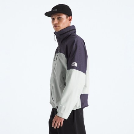 The North Face EG Devils Thumb GORE-TEX Rain Jacket - Men's 3