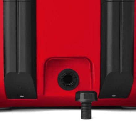 YETI Roadie 32 Wheeled Cooler 8